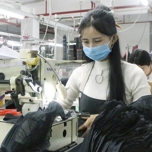 汕头市柔雅婷内衣实业与柔端实业 针织内衣产业的协同发展观察